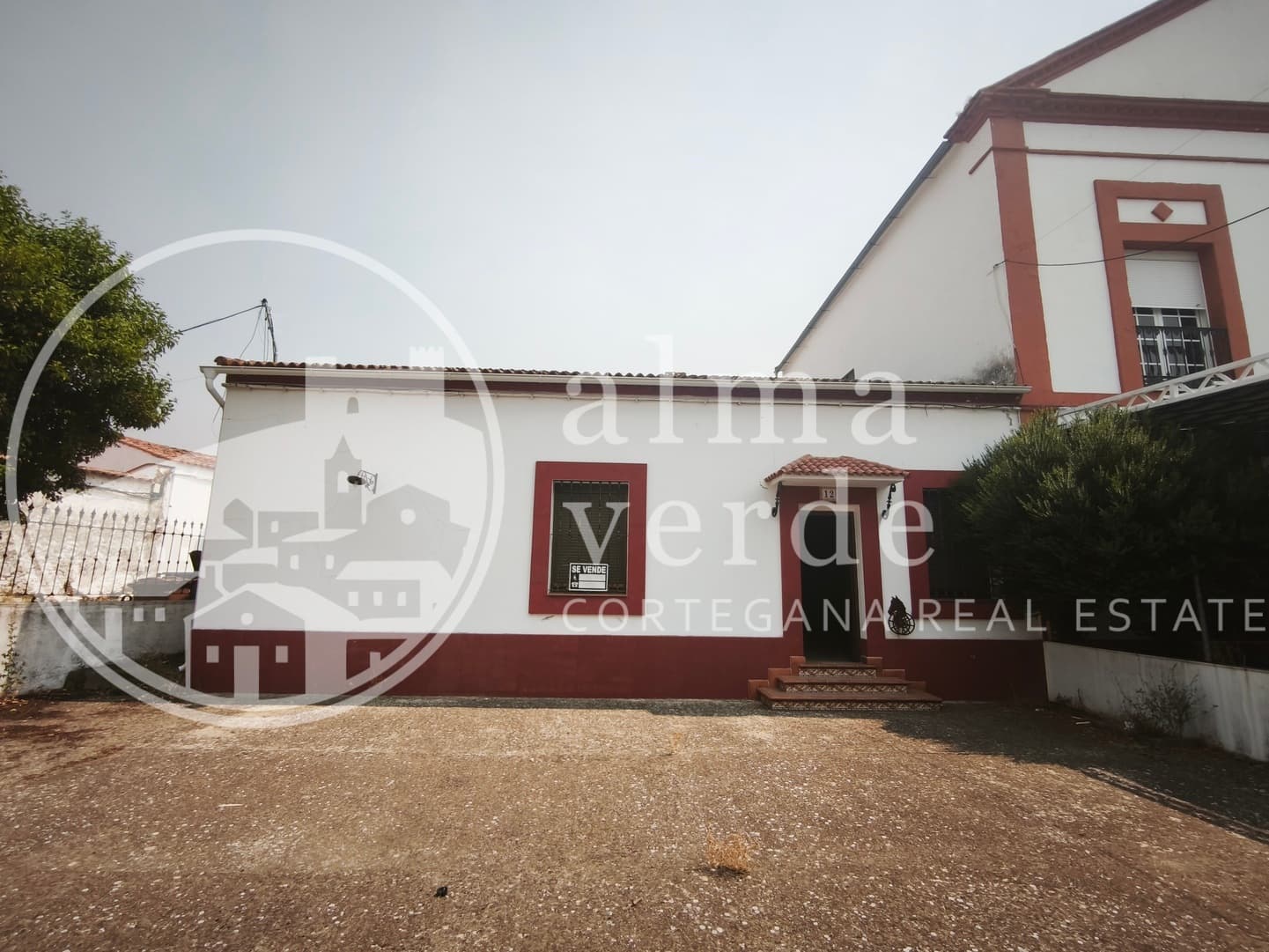 Casa céntrica de esquina frente a la estación - Imagen 12