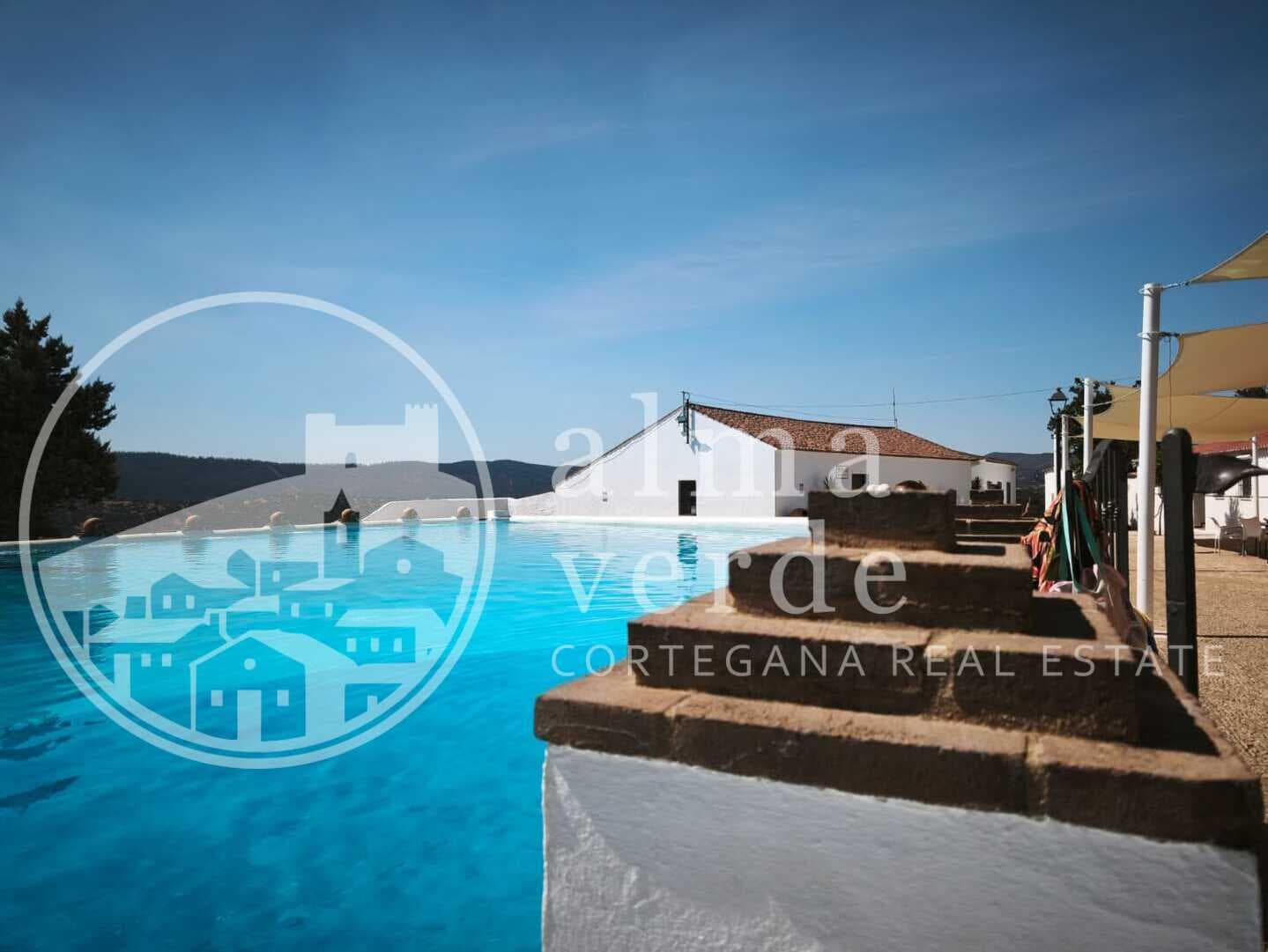 Refugio singular de fin de semana con alto valor arquitectónico en pleno Parque Natural Sierra de Aracena y Picos de Aroche. - Imagen 21